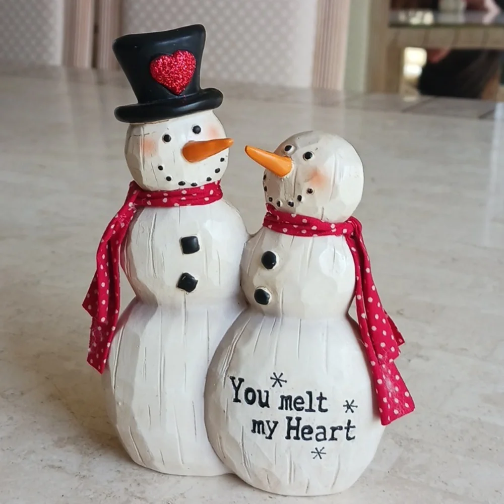 Vintage Snowman couple figurine/"carved wood" hand painted,, 5 1/2" tall..New. - Picture 1 of 12